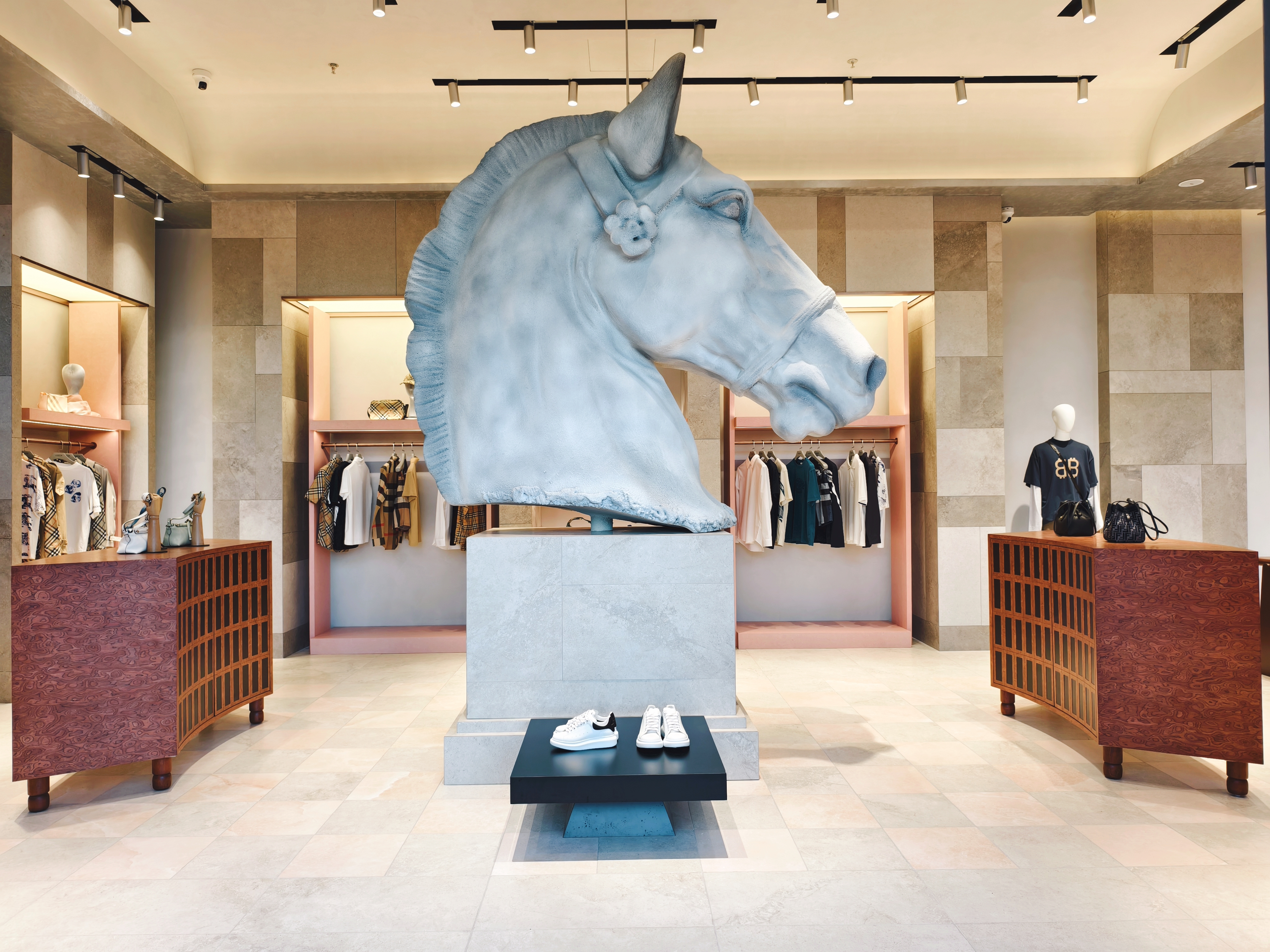 COSCIA 蔻莎-苏州常熟龙腾希尔顿店	